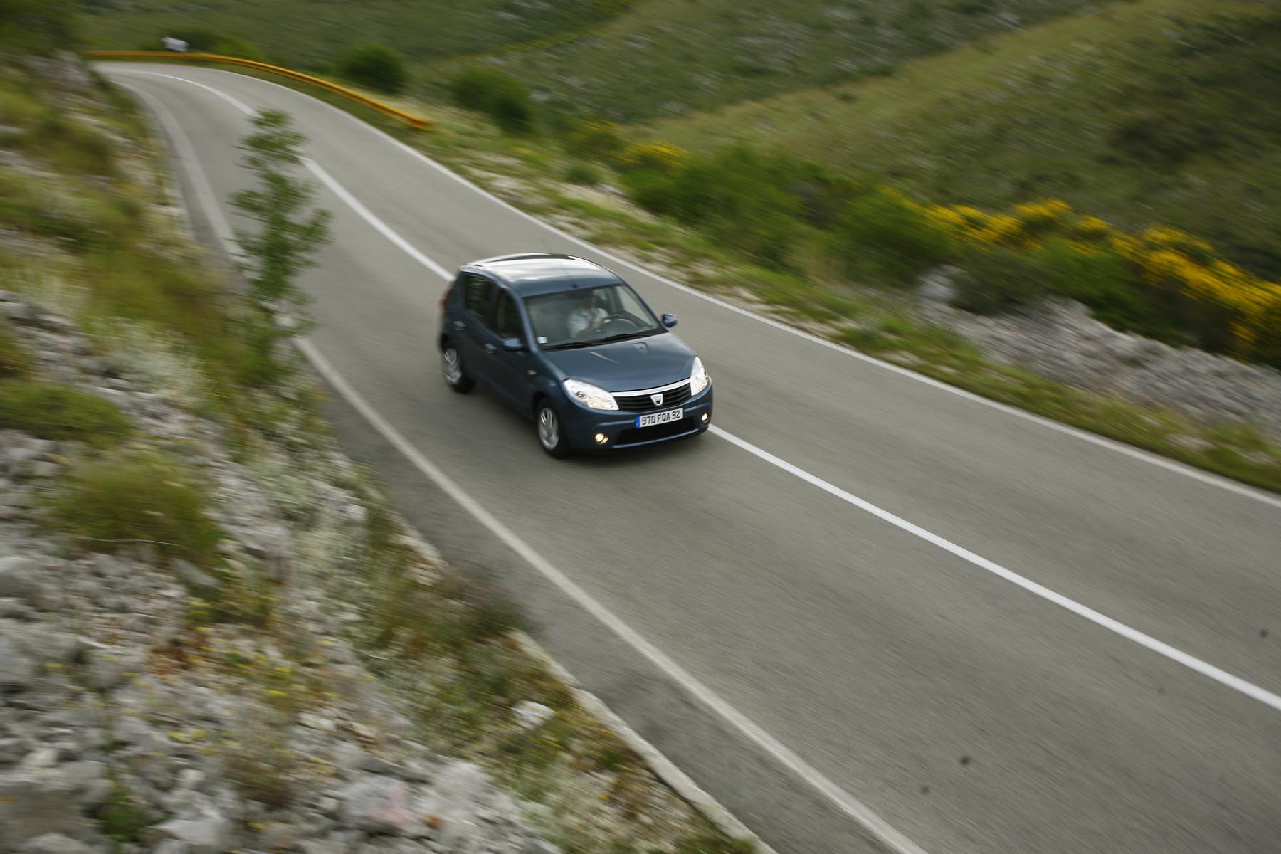 Motorul 1.6 MPI nu este sportiv