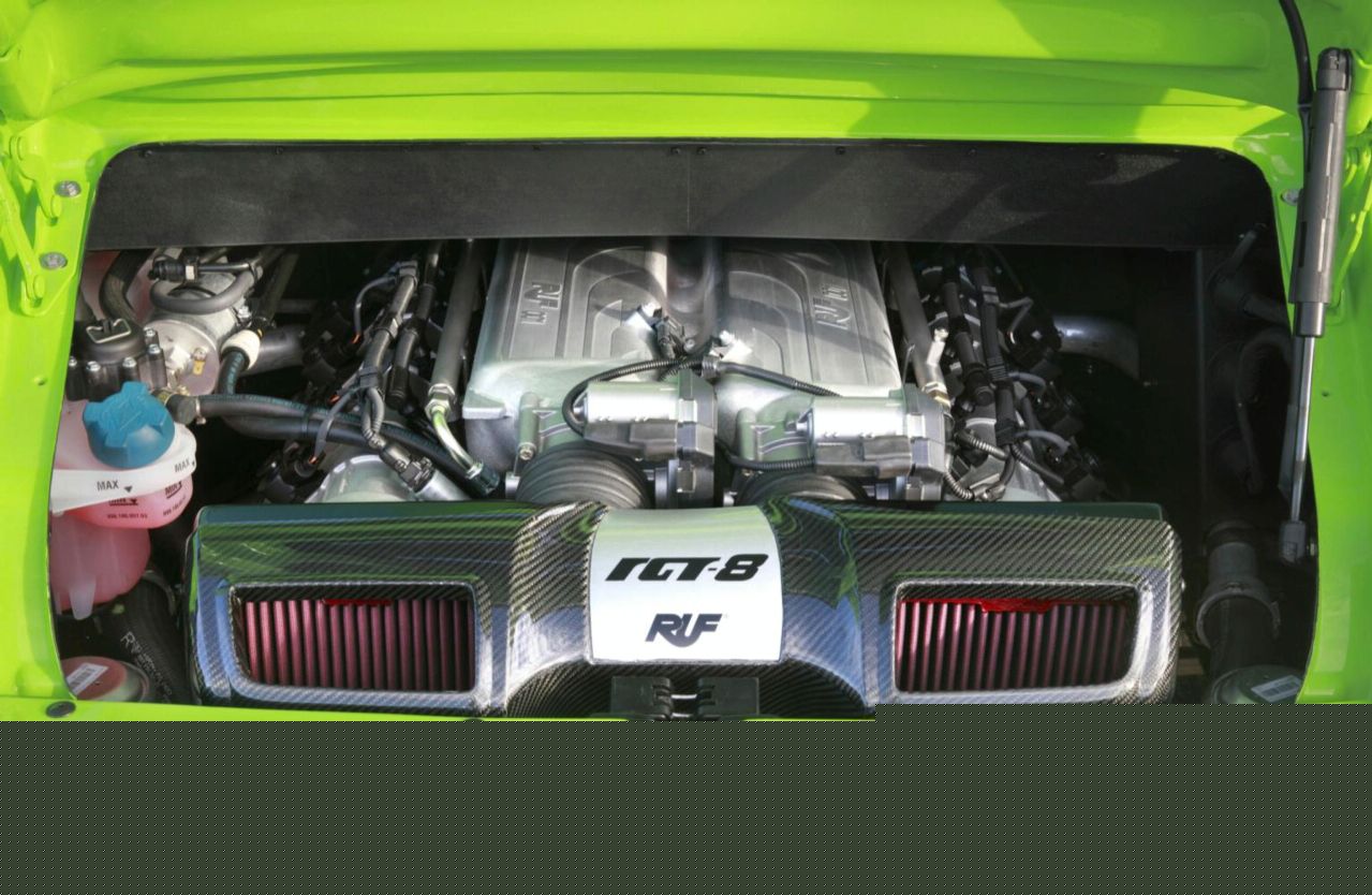 Motor V8 pe 911